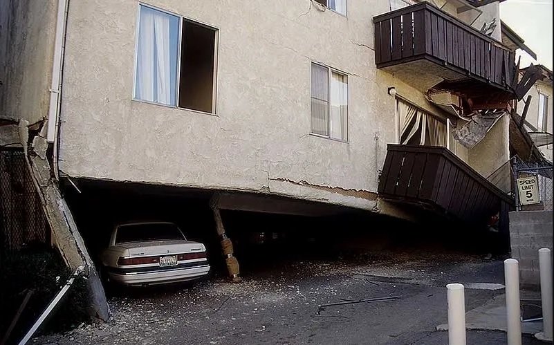 A soft story building in Los Angeles, collapsed during an earthquake.